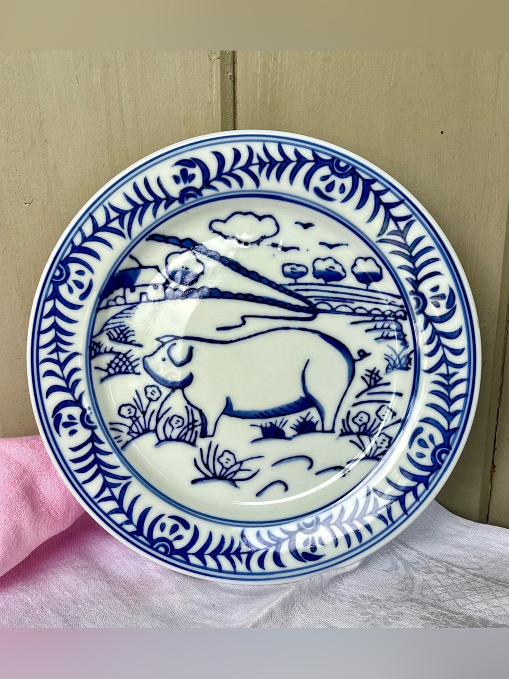 Williams Sonoma Blue and White Brittany Salad Plate Barnyard Pig